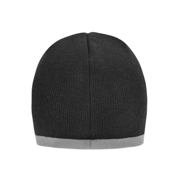 Beanie with Contrasting Border