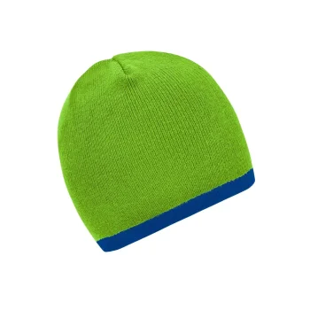 Beanie with Contrasting Border