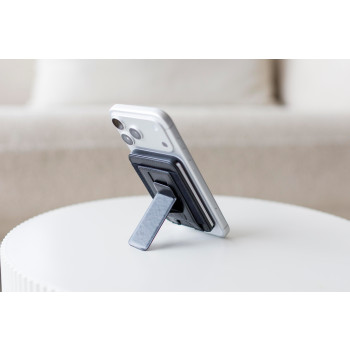 BrandCharger, porta carte Wally Stand Pro | Riciclato