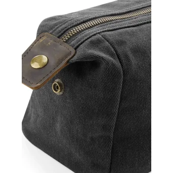 Heritage Waxed Canvas Wash Bag
